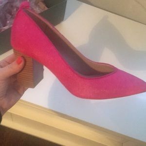 Never been worn Anthro, fuchsia, calf hair pumps